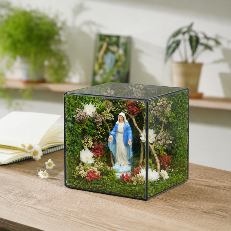 Đức Mẹ Ban Ơn Yêu Thương (15x15x15cm)